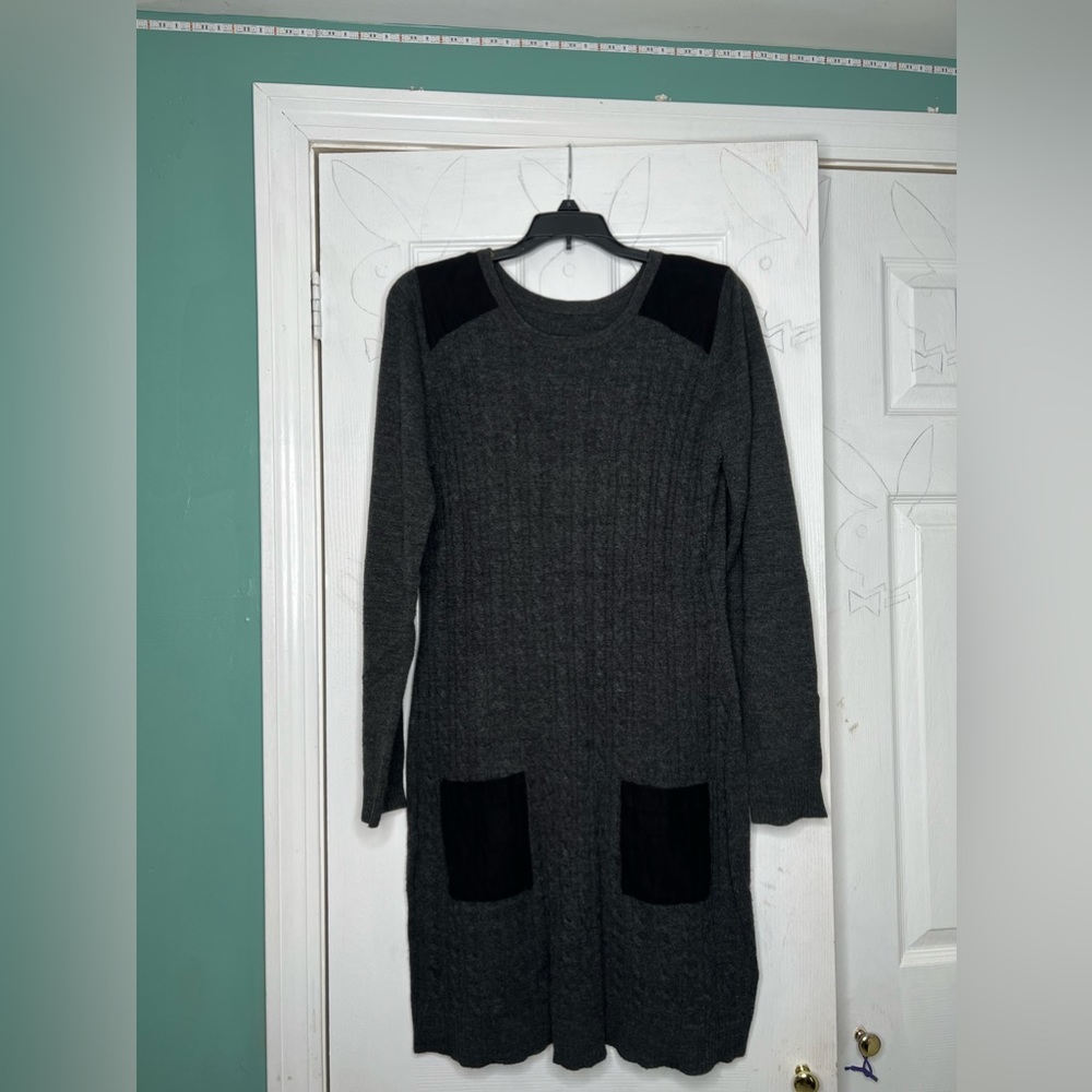 Black/Gray long sleeve dress